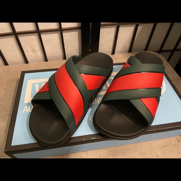 agrado web stripe slide sandal gucci